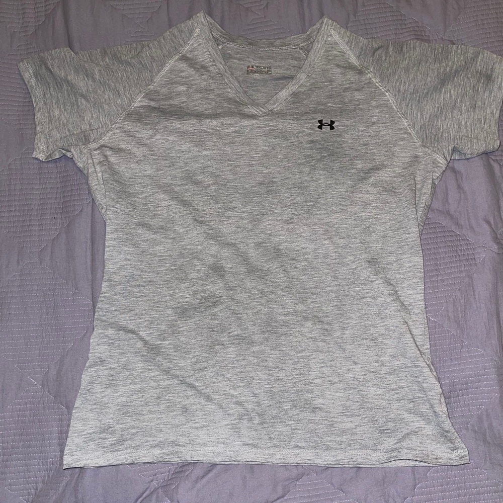 Under Armor workout tee shirt.